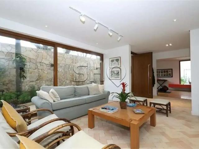 Casa / Sobrado para Venda em São Paulo/SP Moema 3 Quartos