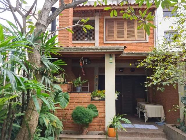 Casa / Sobrado para Venda em São Paulo/SP Moema 3 Quartos