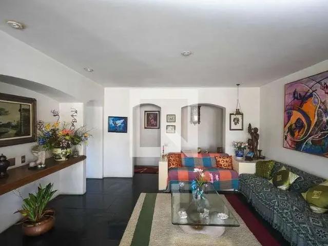 Casa / Sobrado para Venda em São Paulo/SP Morumbi 3 Quartos