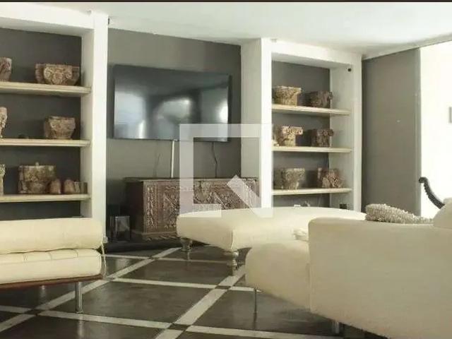 Casa / Sobrado para Venda em São Paulo/SP Morumbi 3 Quartos