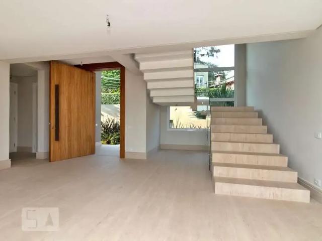 Casa / Sobrado para Venda em São Paulo/SP Morumbi 4 Quartos