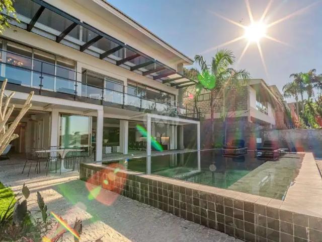 Casa / Sobrado para Venda em São Paulo/SP Morumbi 4 Quartos