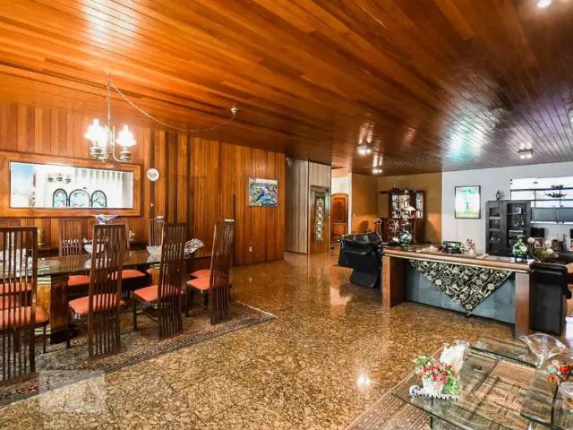 Casa / Sobrado para Venda em São Paulo/SP Morumbi 4 Quartos