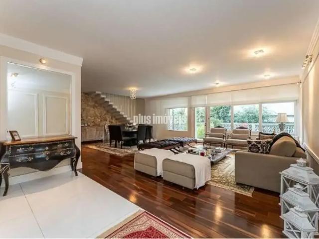 Casa / Sobrado para Venda em São Paulo/SP Morumbi 4 Quartos