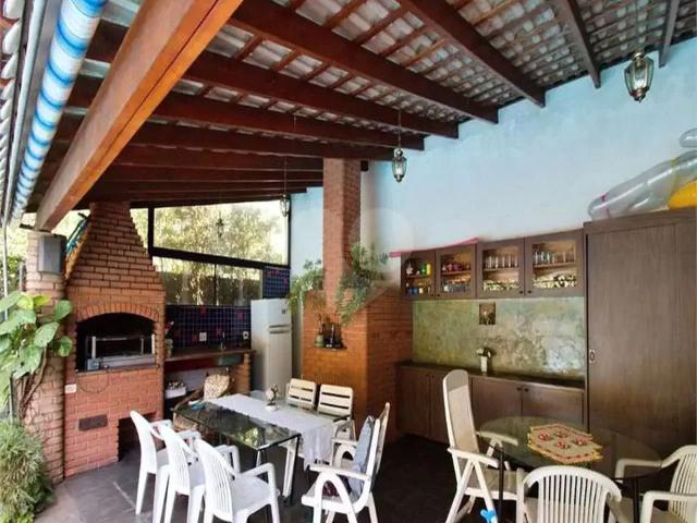 Casa / Sobrado para Venda em São Paulo/SP Morumbi 4 Quartos