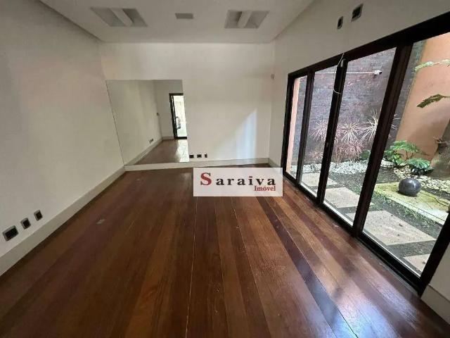 Casa / Sobrado para Venda em São Paulo/SP Morumbi 4 Quartos