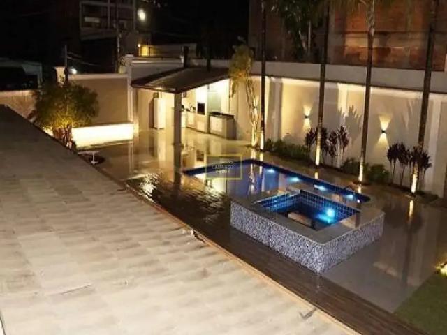 Casa / Sobrado para Venda em São Paulo/SP Morumbi 4 Quartos