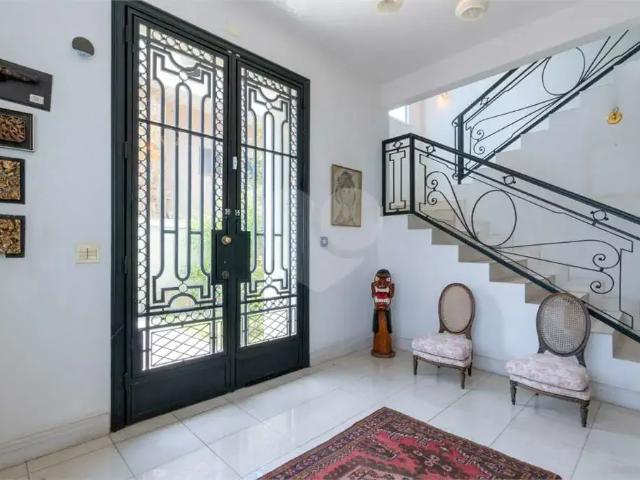 Casa / Sobrado para Venda em São Paulo/SP Morumbi 4 Quartos