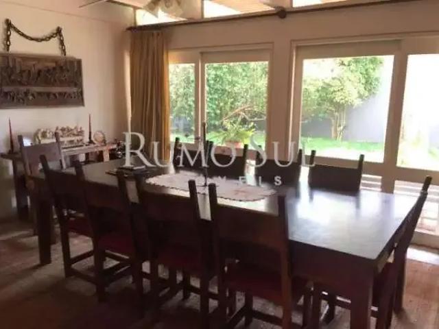 Casa / Sobrado para Venda em São Paulo/SP Morumbi 4 Quartos