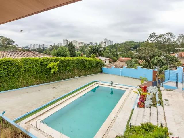 Casa / Sobrado para Venda em São Paulo/SP Morumbi 4 Quartos