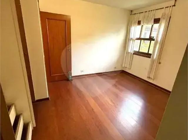 Casa / Sobrado para Venda em São Paulo/SP Morumbi 5 Quartos