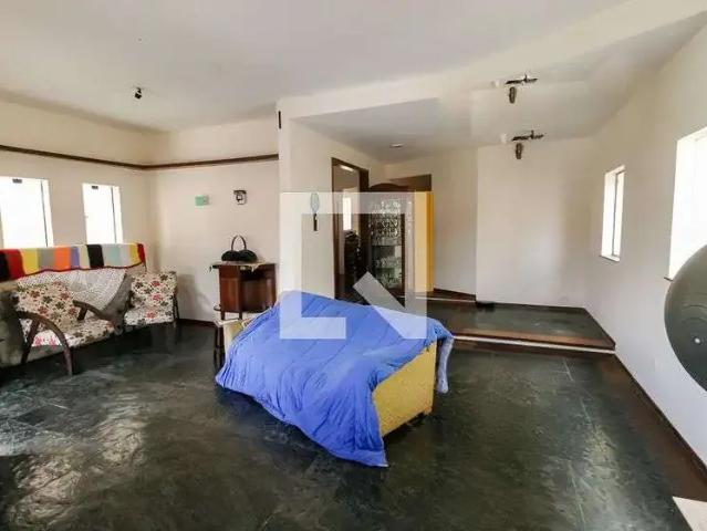 Casa / Sobrado para Venda em São Paulo/SP Morumbi 5 Quartos