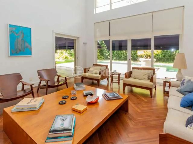 Casa / Sobrado para Venda em São Paulo/SP Morumbi 5 Quartos