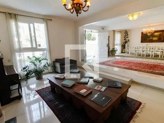 Casa / Sobrado para Venda em São Paulo/SP Morumbi 6 Quartos