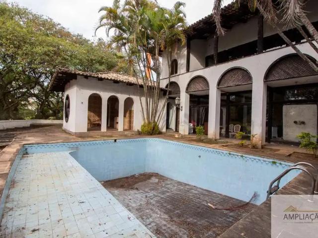 Casa / Sobrado para Venda em São Paulo/SP Morumbi 6 Quartos