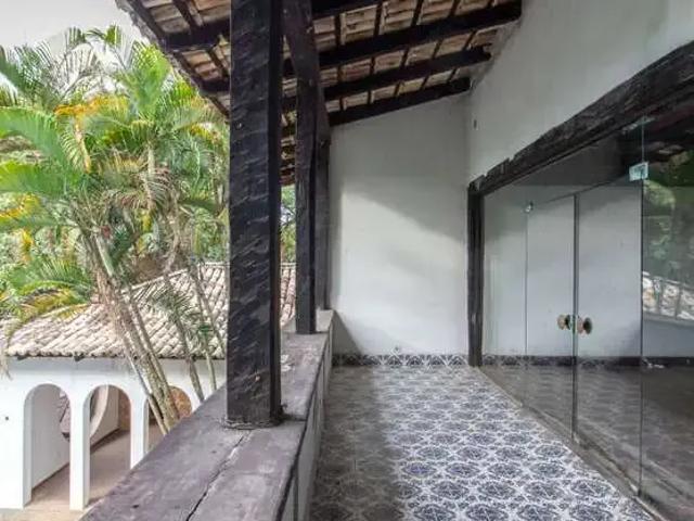 Casa / Sobrado para Venda em São Paulo/SP Morumbi 6 Quartos