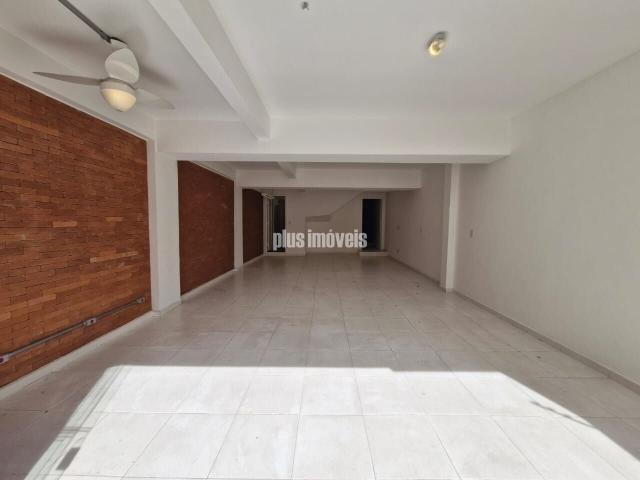 Casa / Sobrado para Venda em São Paulo/SP Panamby 3 Quartos