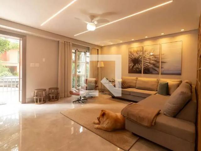 Casa / Sobrado para Venda em São Paulo/SP Panamby 3 Quartos