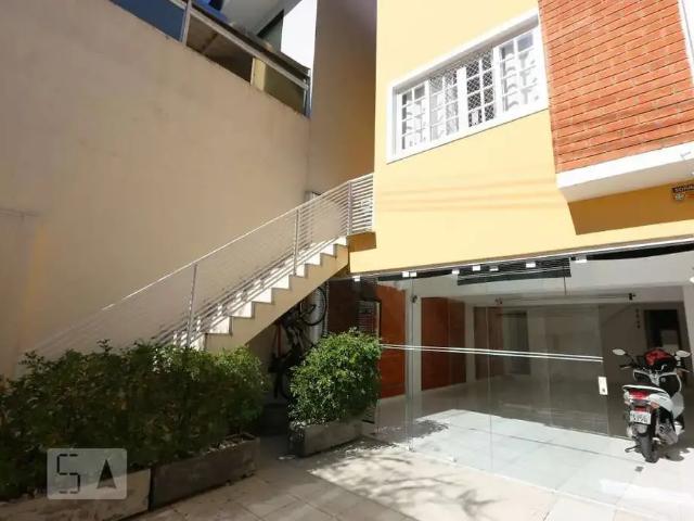 Casa / Sobrado para Venda em São Paulo/SP Panamby 3 Quartos