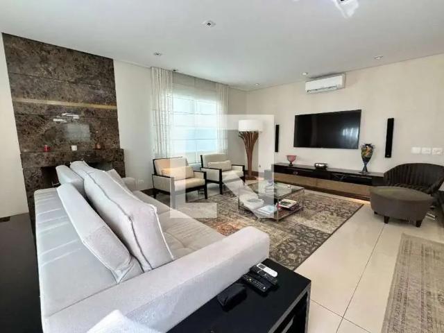 Casa / Sobrado para Venda em São Paulo/SP Panamby 4 Quartos