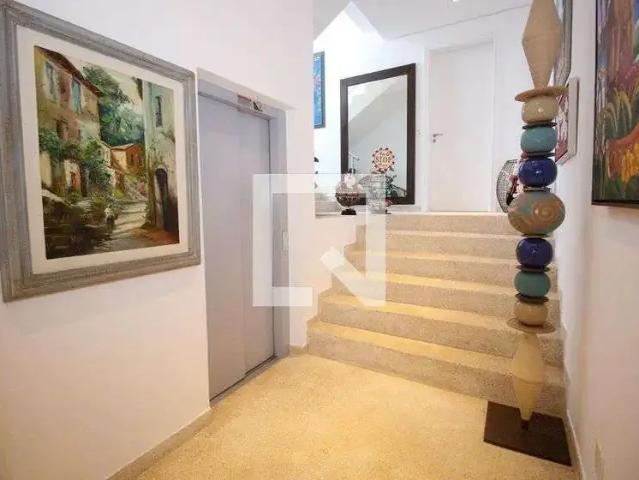 Casa / Sobrado para Venda em São Paulo/SP Panamby 6 Quartos