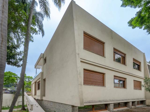 Casa / Sobrado para Venda em São Paulo/SP Pacaembu 4 Quartos