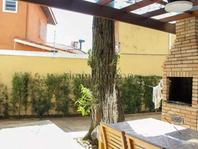 Casa / Sobrado para Venda em São Paulo/SP Pacaembu 4 Quartos