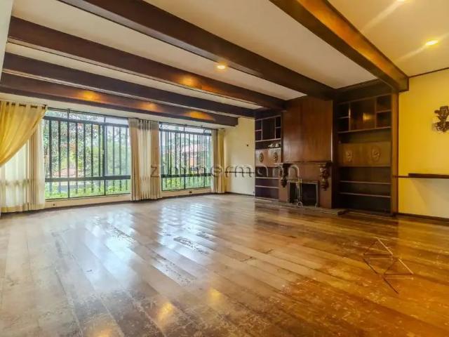 Casa / Sobrado para Venda em São Paulo/SP Pacaembu 4 Quartos