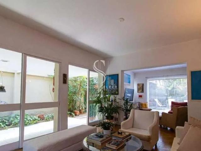 Casa / Sobrado para Venda em São Paulo/SP Pacaembu 4 Quartos