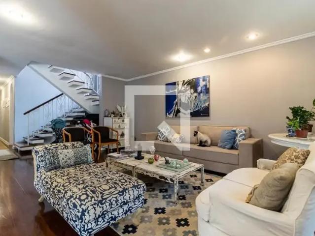 Casa / Sobrado para Venda em São Paulo/SP Pacaembu 4 Quartos