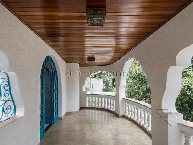 Casa / Sobrado para Venda em São Paulo/SP Pacaembu 4 Quartos