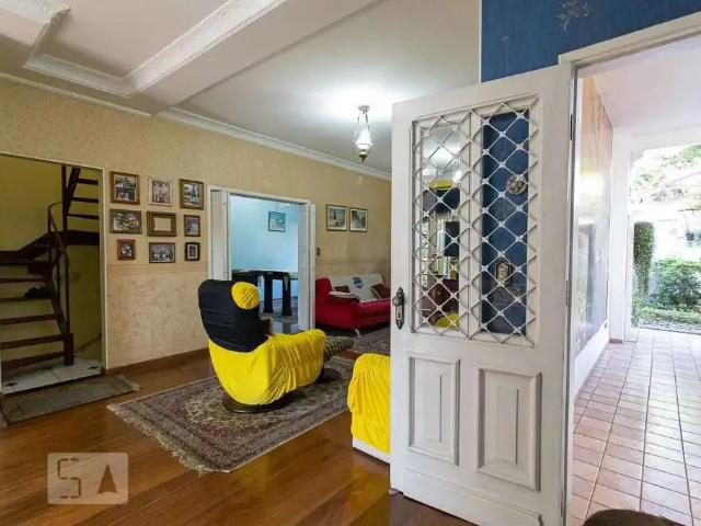 Casa / Sobrado para Venda em São Paulo/SP Pacaembu 4 Quartos