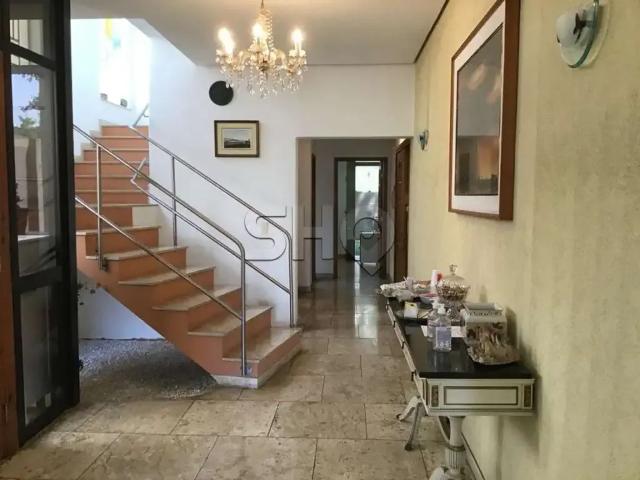 Casa / Sobrado para Venda em São Paulo/SP Pacaembu 4 Quartos