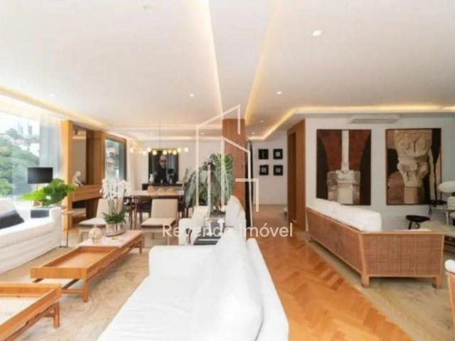 Casa / Sobrado para Venda em São Paulo/SP Pacaembu 4 Quartos