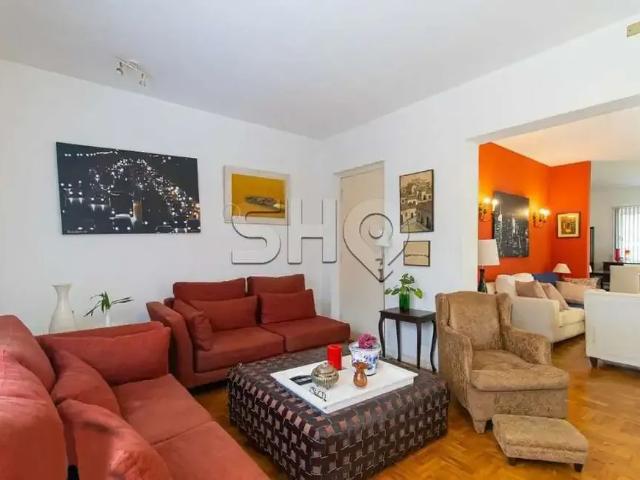 Casa / Sobrado para Venda em São Paulo/SP Pacaembu 4 Quartos