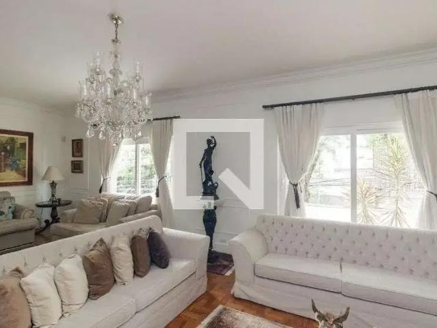 Casa / Sobrado para Venda em São Paulo/SP Pacaembu 4 Quartos