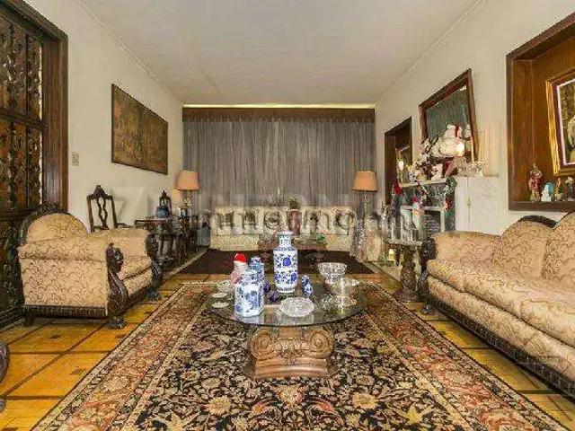 Casa / Sobrado para Venda em São Paulo/SP Pacaembu 4 Quartos