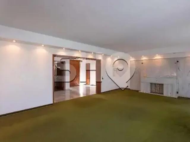Casa / Sobrado para Venda em São Paulo/SP Pacaembu 4 Quartos