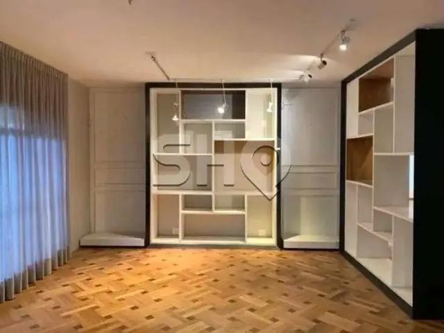 Casa / Sobrado para Venda em São Paulo/SP Pacaembu 4 Quartos