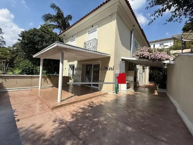 Casa / Sobrado para Venda em São Paulo/SP Pacaembu 4 Quartos
