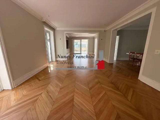 Casa / Sobrado para Venda em São Paulo/SP Pacaembu 4 Quartos