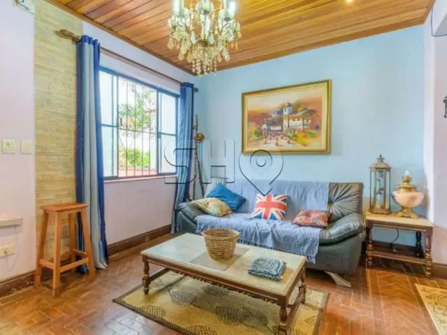 Casa / Sobrado para Venda em São Paulo/SP Pacaembu 4 Quartos