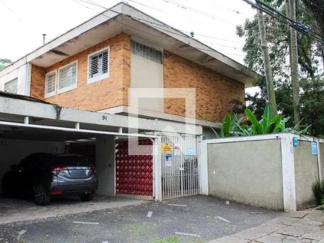 Casa / Sobrado para Venda em São Paulo/SP Pacaembu 5 Quartos