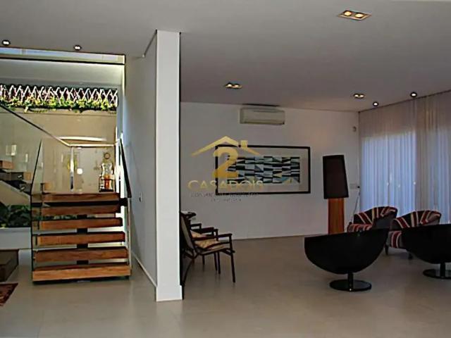 Casa / Sobrado para Venda em São Paulo/SP Pacaembu 5 Quartos