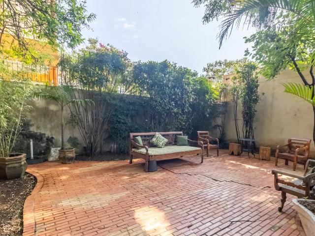 Casa / Sobrado para Venda em São Paulo/SP Pacaembu 5 Quartos
