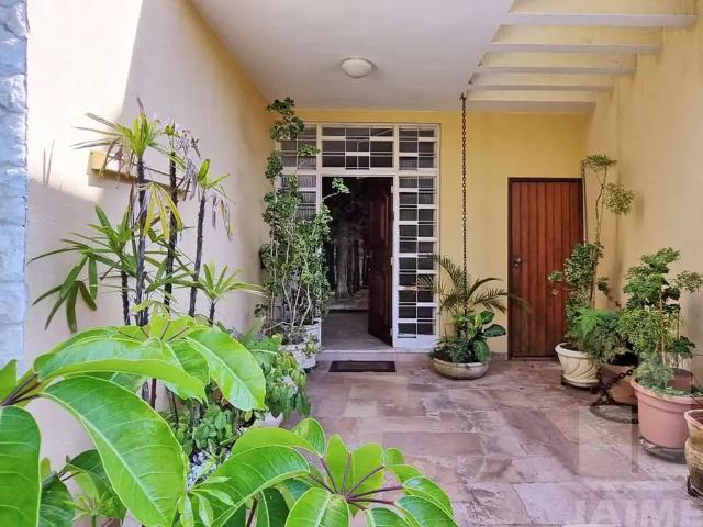 Casa / Sobrado para Venda em São Paulo/SP Pacaembu 5 Quartos