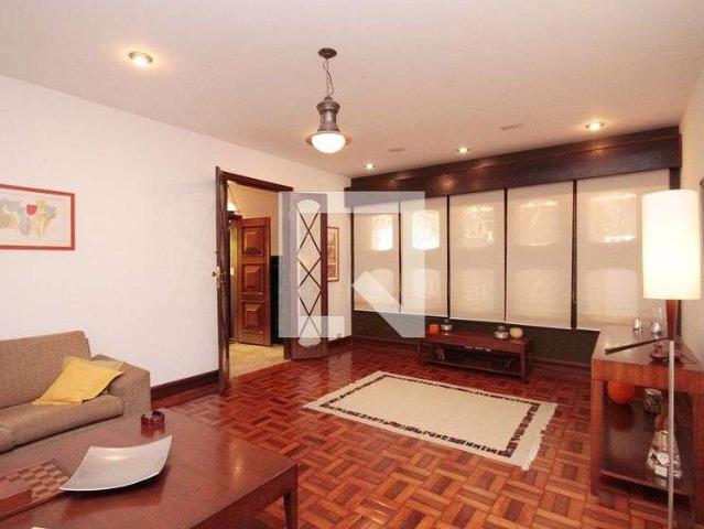 Casa / Sobrado para Venda em São Paulo/SP Pacaembu 5 Quartos