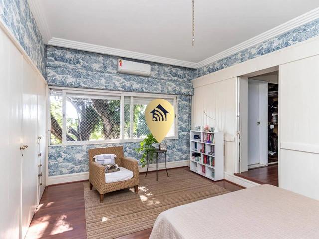 Casa / Sobrado para Venda em São Paulo/SP Pacaembu 5 Quartos