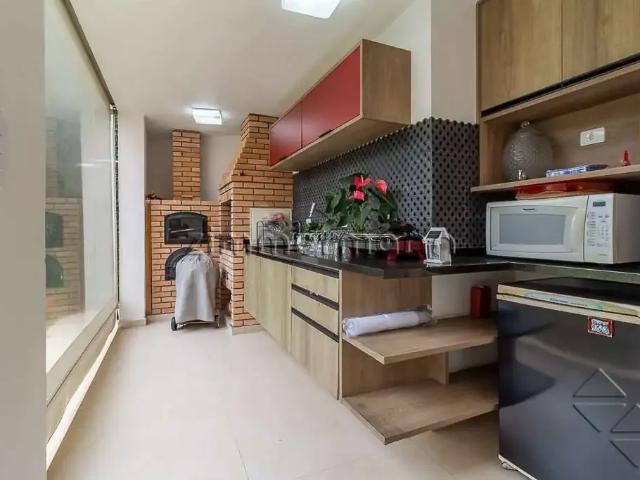 Casa / Sobrado para Venda em São Paulo/SP Pacaembu 5 Quartos