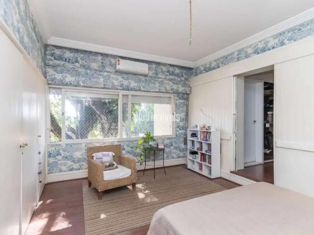 Casa / Sobrado para Venda em São Paulo/SP Pacaembu 5 Quartos
